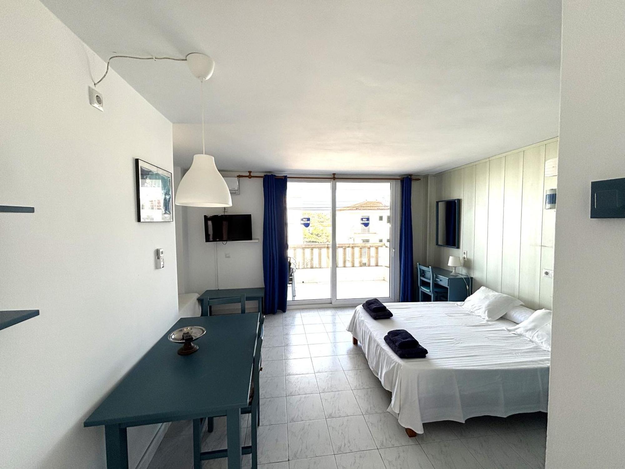 פורטוקולום Apartamentos Can Marsalet מראה חיצוני תמונה