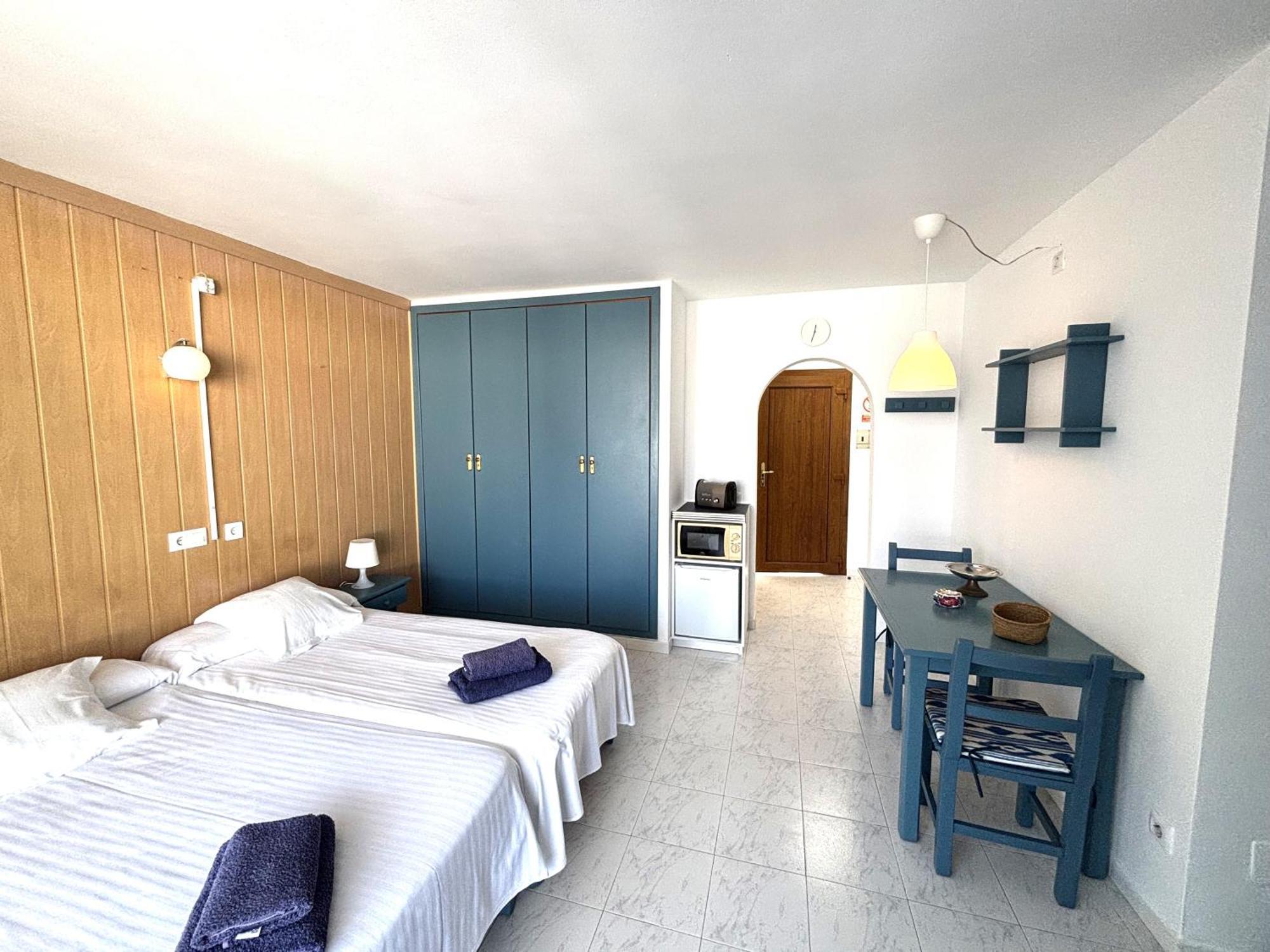 פורטוקולום Apartamentos Can Marsalet מראה חיצוני תמונה